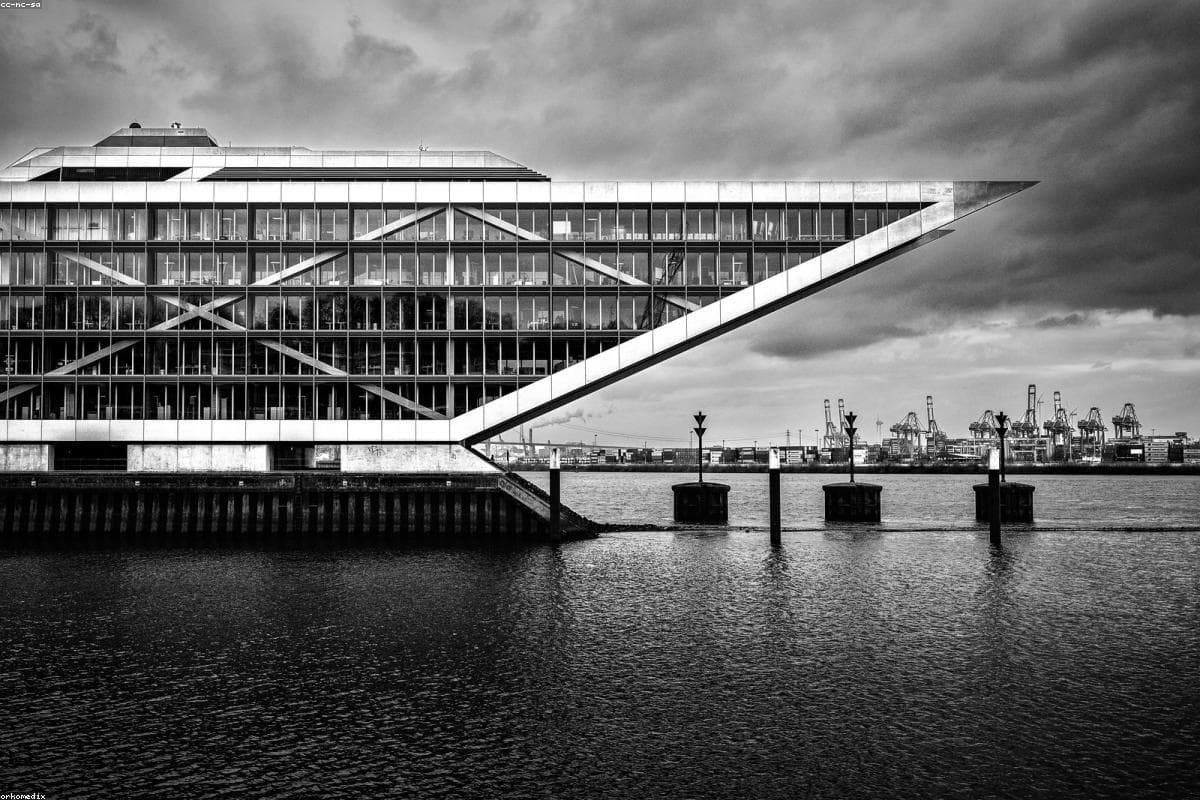 Mountisa commercial real estate window tinting