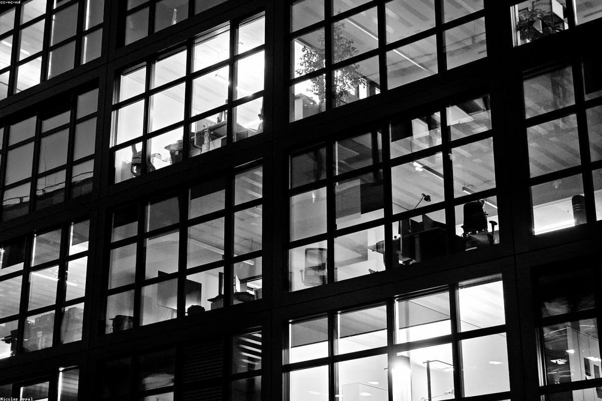 Bayawan commercial real estate window tinting